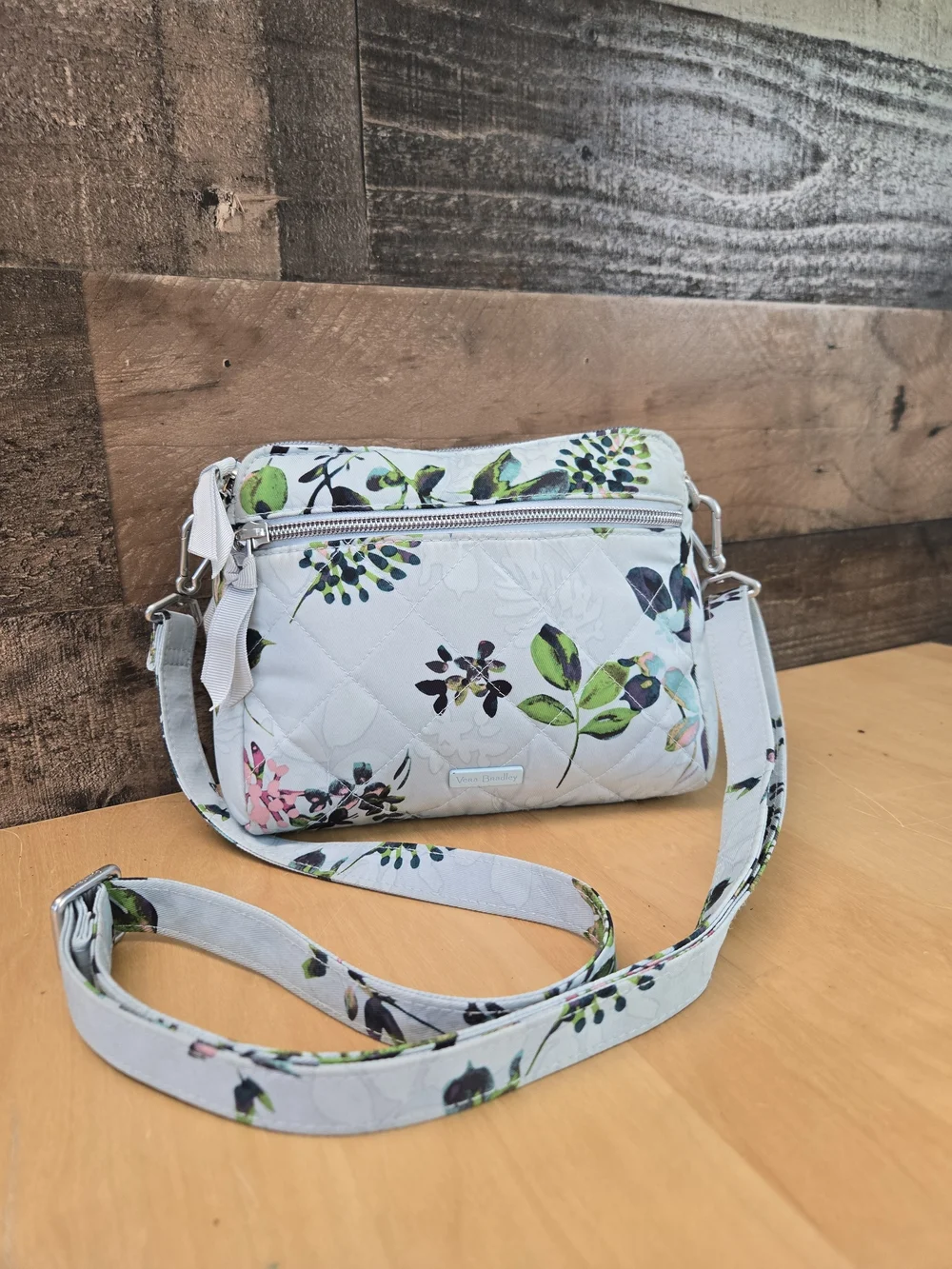 Vera Bradley Seawater Bloom Crossbody Light Blue Triple Compartment Purse